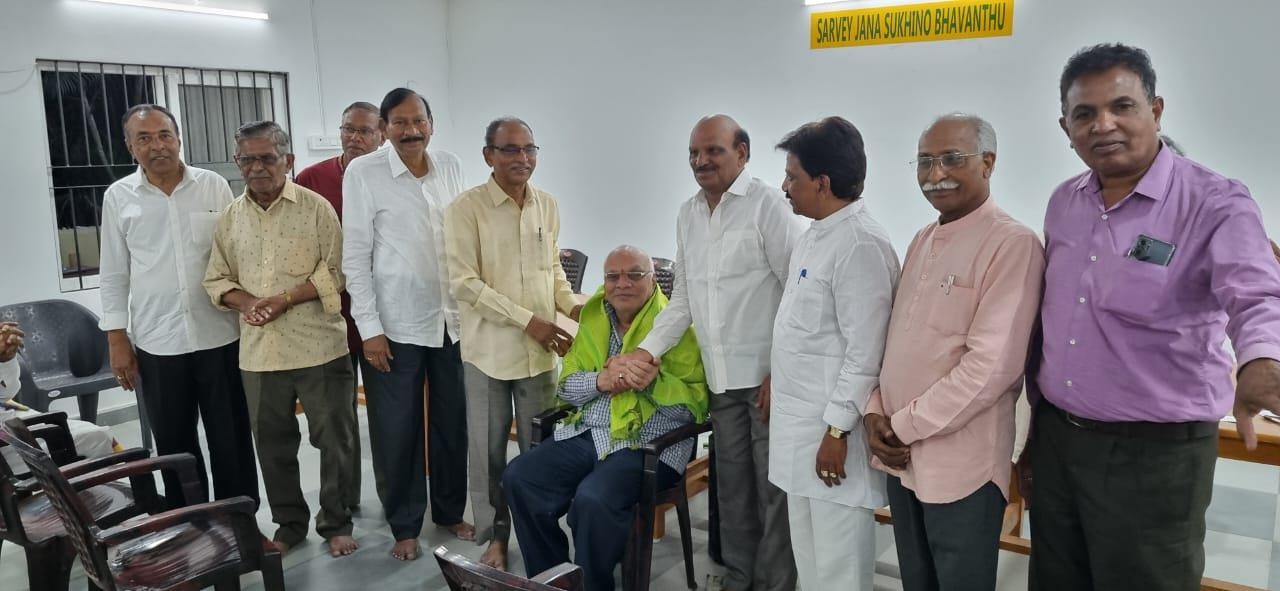 Honouring K. Vijaya Kumar Garu (SBI) on the occation of his birthday in May.jpeg
